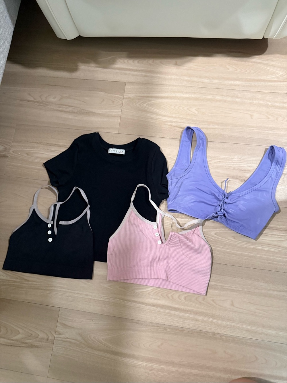 Colsie Mixed Pack: Black Tee with Pink & Lavender Ribbed Crop sports bra
